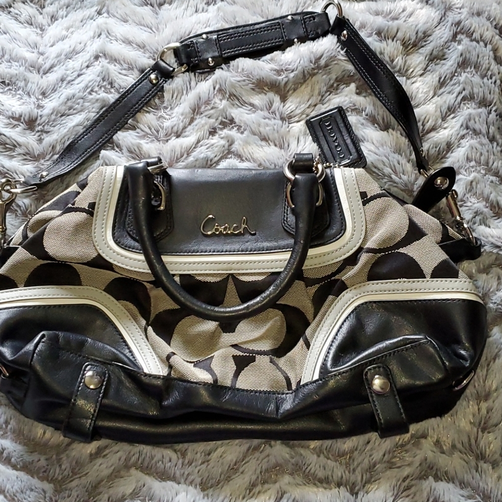 Coach Ashely satchel 2 way